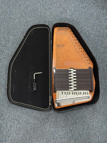 Vintage autoharp by - vintage,